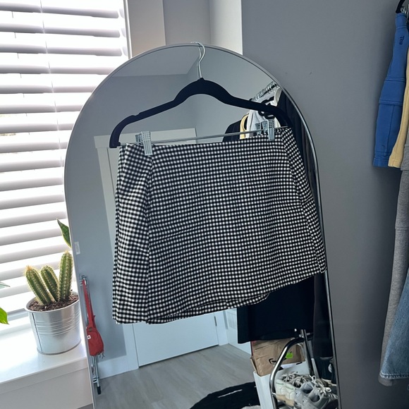 Gingham mini skirt with pockets - Picture 2 of 3